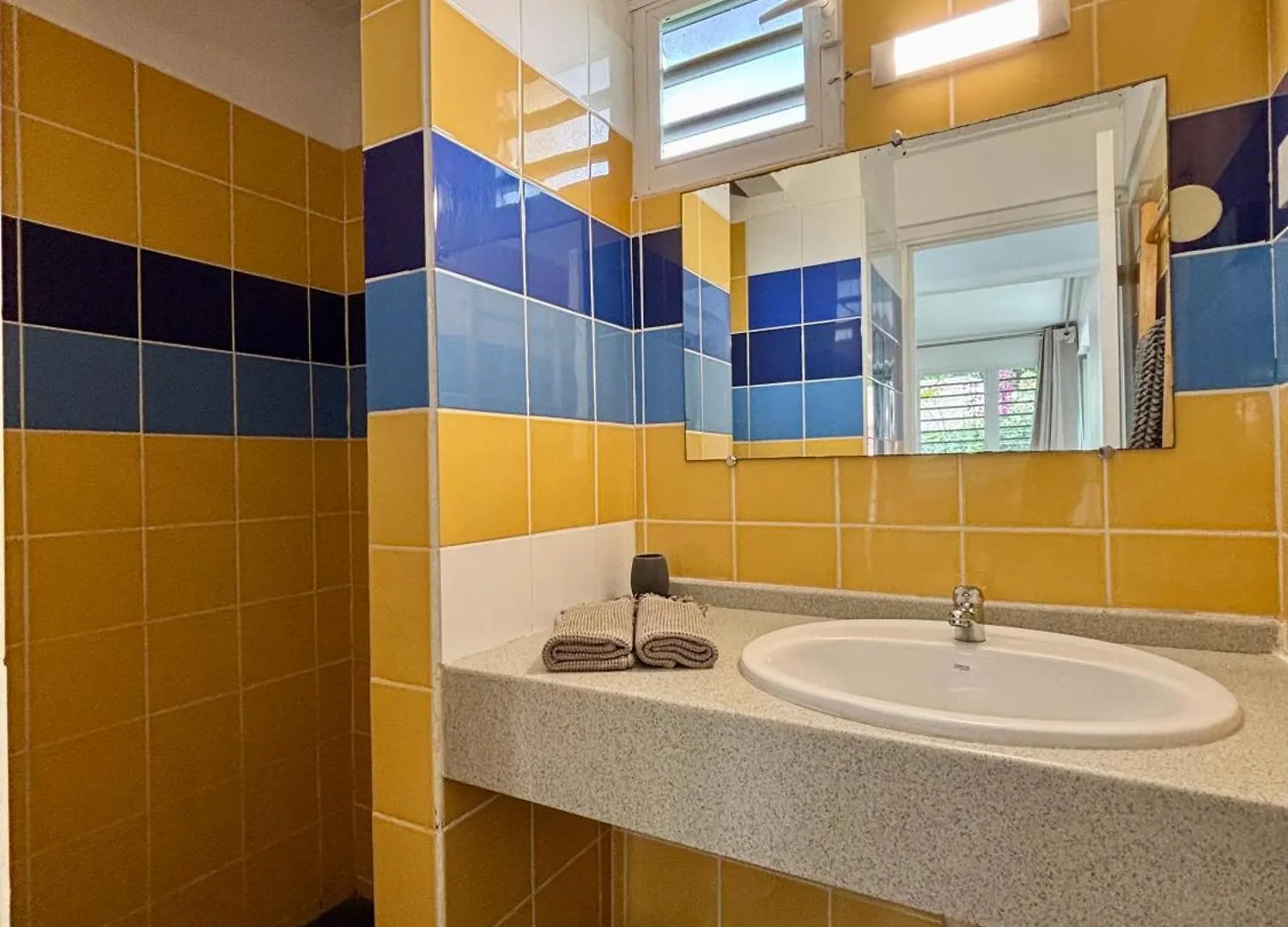Appartement Le Cocon Miel, Piscine, Plage Accessible A Pied, Tennis Folle Anse
